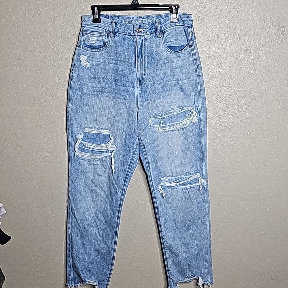 American Eagle Curvy Mom Jeans 10 Distressed rip and repair